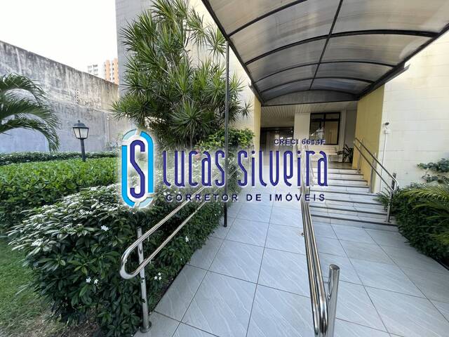 #220V - Apartamento para Venda em Fortaleza - CE - 2